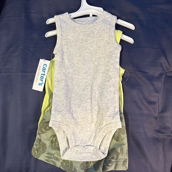 Baby boy matching outfit - Picture 2 of 2